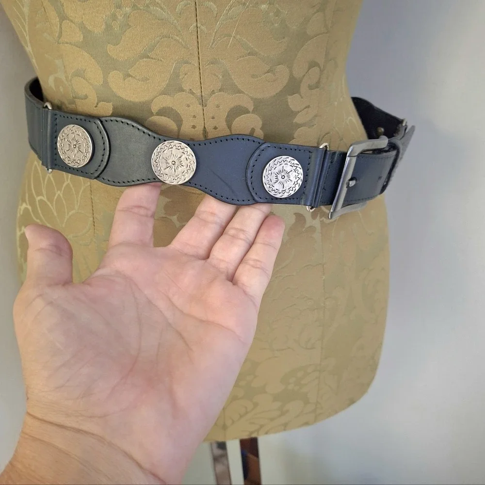 Vintage GEIGER Dark Forest Green Leather Belt Coin Accent Made in Austria 38 S/M